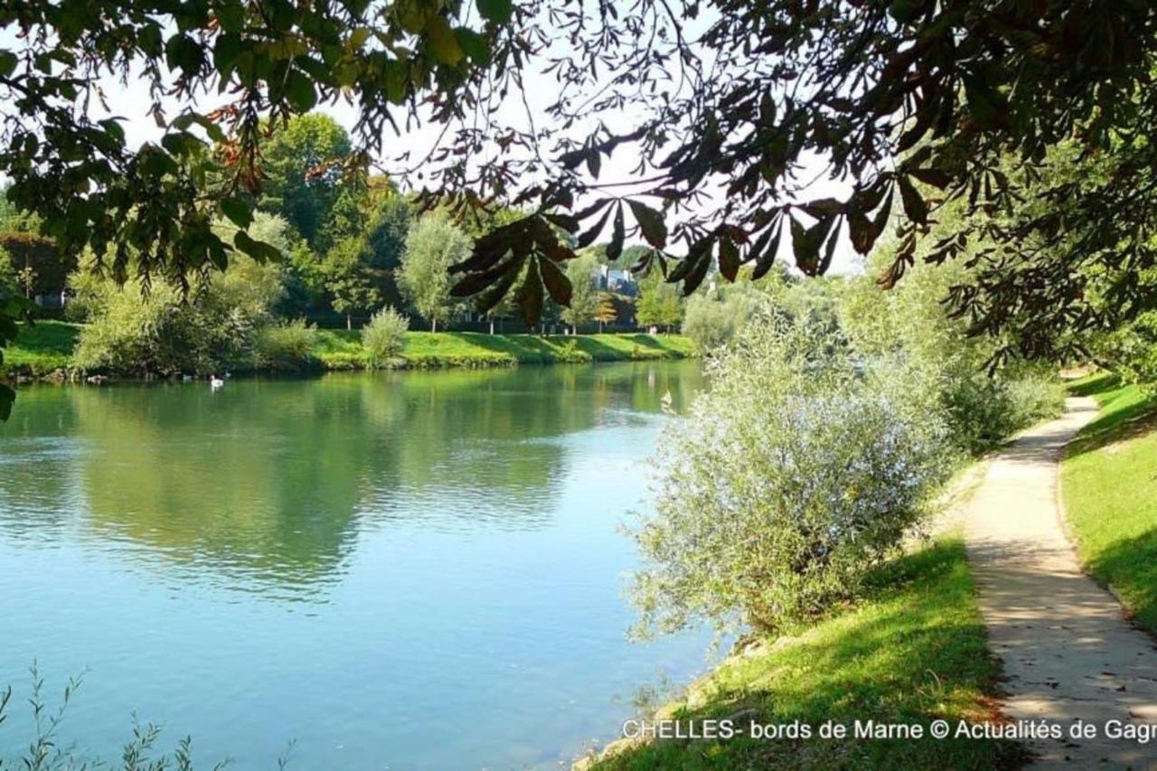 Roulotte Insolite Avec Terrasse Proche Paris Noisy-le-Grand Bagian luar foto